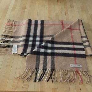 Burberry cashmere scarf